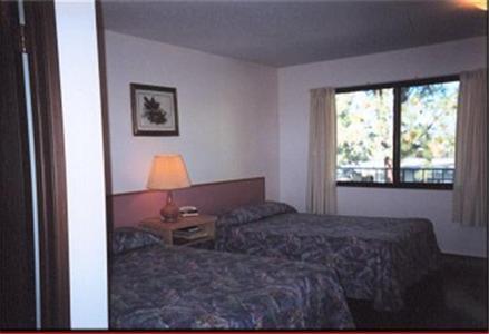 Beachside Motel Penticton Exterior photo