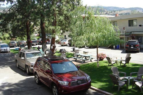 Beachside Motel Penticton Exterior photo